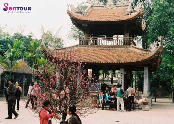 Văn hóa đi lễ chùa đầu năm tại Việt Nam 
